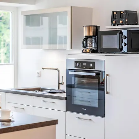 Prora - Ferienwohnung mit Meerblick, großem Wohnbereich und Waschmaschine - Seeadler Apartment Binz
