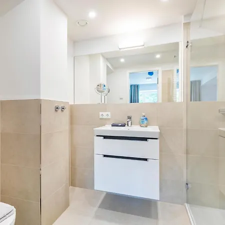 Apartmán Prora - Ferienwohnung Mit Meerblick, Grossem Wohnbereich Und Waschmaschine - Seeadler Binz